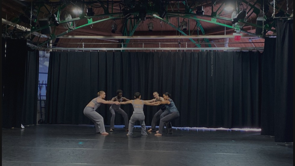 syren modern dance